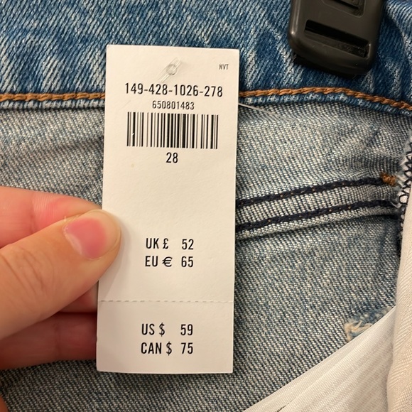 Abercrombie The Mom Short - Picture 5 of 6